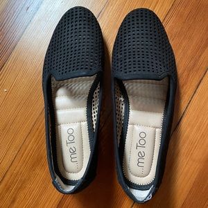 Me Too Size 6 Slip Ons